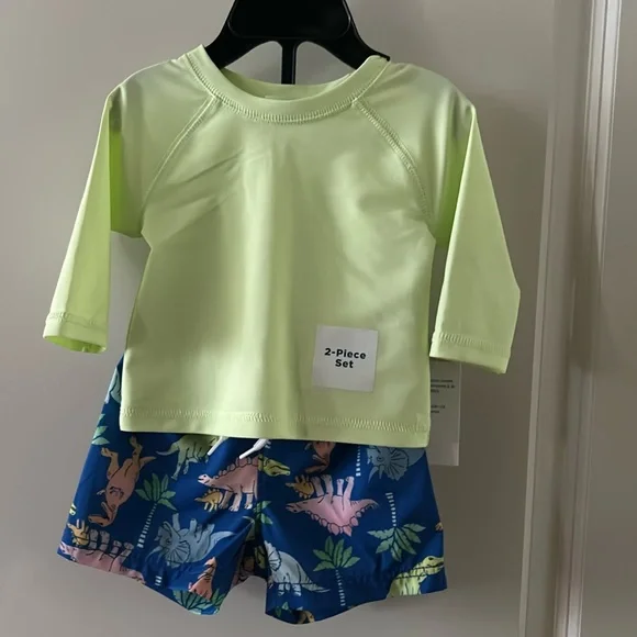 OLD NAVY Baby Boy Swim Set of 2 NWT 0-3mo - Picture 1 of 6